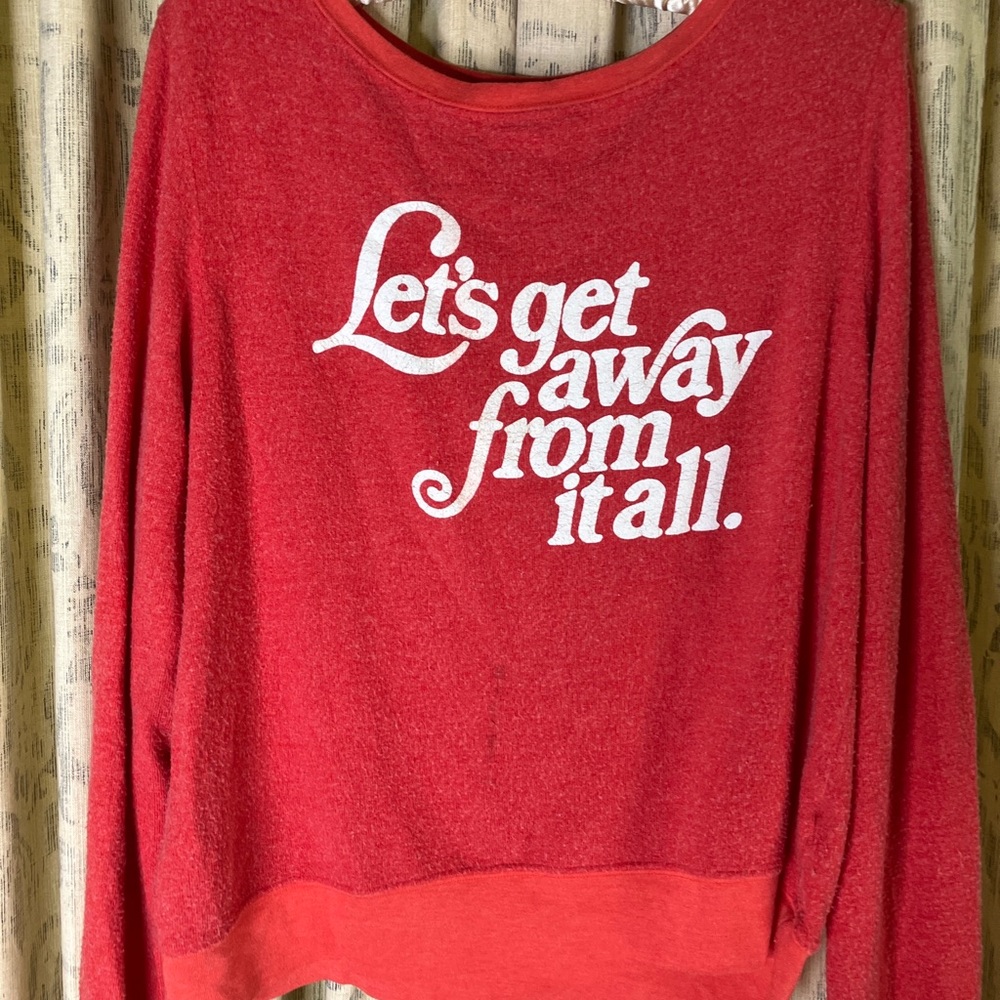 Wildfox  “ Let’s get away from it all “Sweatshirt red M